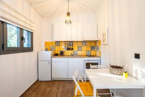 Skafidia Garden Gem - Mirtia Fully Equipped Home