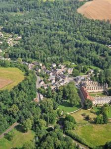 Hotels HOTEL DE L'ABBAYE DE LONGPONT : photos des chambres