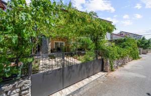 Nice Apartment In Vodice With Wifi