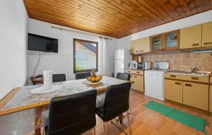 Nice Apartment In Vodice With Wifi