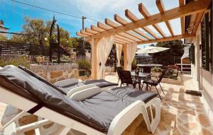 Beautiful Home In Sibenik With Wifi