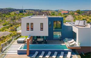 Cozy Home In Sibenik With Sauna