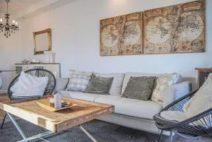 San Pedro Center - EaW Homes - San Pedro de Alcántara