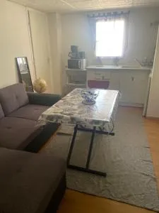 Petit logement confortable dans le Gers - 弗洛恩斯