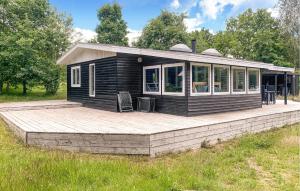 Amazing Home In Ebeltoft With Wifi