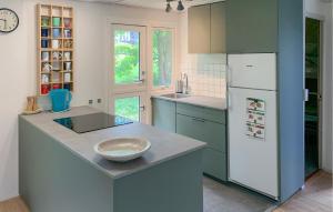 Amazing Home In Ebeltoft With Wifi