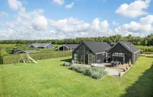 Stunning Home In Hadsund With Sauna - 厄斯莱乌