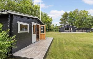 4 Bedroom Nice Home In Glesborg