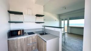 P022 - Porto Recanati, nuovissimo bilocale fronte mare