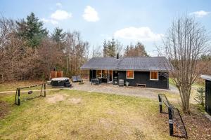 Lovely 6-Person Cottage With Outdoor Sauna - 1007