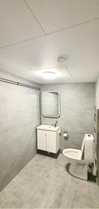 Private Room with No Windows in Shared House-5