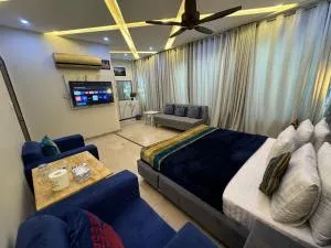 Hotel Holiday - Atāri