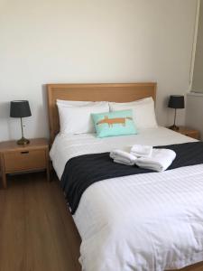 1 BR Oceanview - Glenelg South