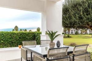 La Isabella - La Torre Golf Resort