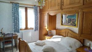 Maisons d'hotes La pinede de Manon Chambre et table d-hotes : photos des chambres