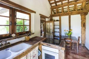 Maisons de vacances Dependance avec Jacuzzi : photos des chambres