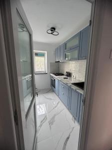 Apartament 3 camere Trapezului