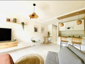 Appartements Studio Terrasse & Parking gratuit en residence : photos des chambres