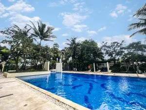 Sophisticated 2BR Surabaya Apartment at Via Tower Ciputra World by Le Ciel Hospitality - Wonokitri 2