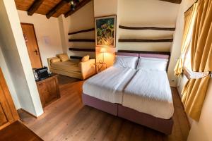 Double Room with Balcony room in B&B Vallombrosa