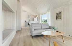 Beautiful Home In Hørve With Wifi