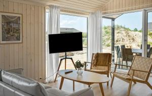 Beautiful Home In Hørve With Wifi