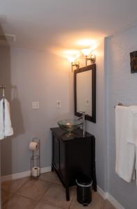 Paradise Cove on Lemon Bay