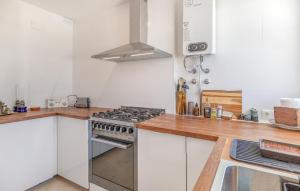 1 Bedroom Amazing Apartment In Marbella