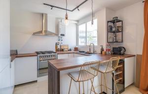 1 Bedroom Amazing Apartment In Marbella