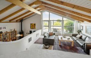 3 Bedroom Beautiful Home In Kalundborg