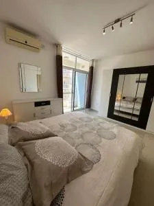 Modern apt - Close to the beach & PV - Is-Swieqi