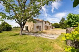 Gîte La Clé des Champs - Maché