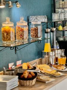 Hotels Brit Hotel Les Alizes : photos des chambres