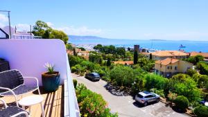 Villas Villa avec Rooftop, Jacuzzi & vue mer by Palmazur : photos des chambres