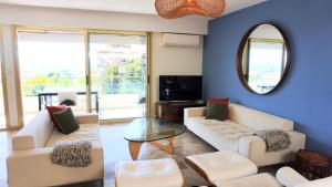 Villas Villa avec Rooftop, Jacuzzi & vue mer by Palmazur : photos des chambres