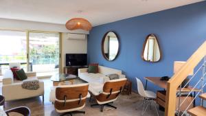 Villas Villa avec Rooftop, Jacuzzi & vue mer by Palmazur : photos des chambres