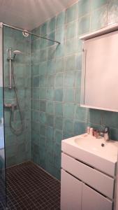 Villas Villa avec Rooftop, Jacuzzi & vue mer by Palmazur : photos des chambres