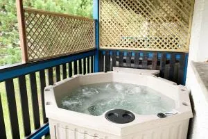 Rathlin Apartment - 2 Bedroom with Hot Tub - 巴林托伊