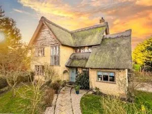 mulberry house - East Carlton