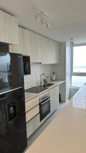 Amplio Dpto Costa de Montemar con Vista al Mar