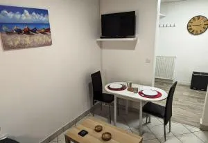 Paisible - Proche Palais des Sports et Zénith - Éterville