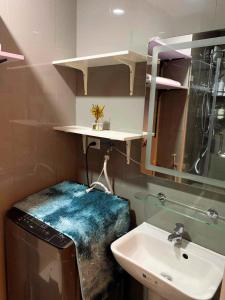 Cozy And Modern Comforts at Air Residences Makati