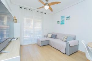 064 New Modern Mood - Alicante Holiday