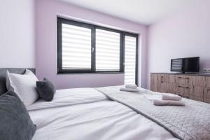 One bedroom flat in Bella Vita complex close to St Constantine and Helena