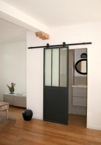 Sejours chez l'habitant Loft Frontiere Montagne et Plage : Chambre Double - Vue sur Montagne