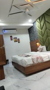 hotel lemon gandhinagar