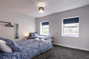 Maritime House One - 4BR for 10 Near City Centre
