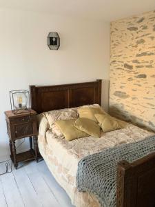 Maisons de vacances Le logis - Lampaul-Guimiliau : photos des chambres