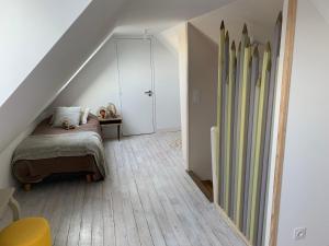 Maisons de vacances Le logis - Lampaul-Guimiliau : photos des chambres
