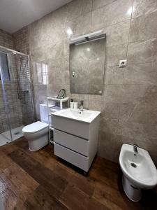 Apartamento céntrico con patio privado y terraza ideal para grupos